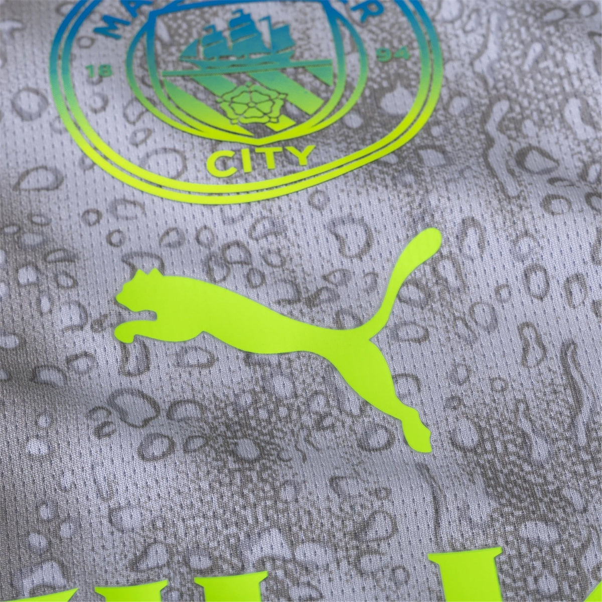 Puma Men's Manchester City Rodrigo Third Jersey w/ EPL + No Room For Racism Patches 25/26 (Cool Weather/Pro Green)