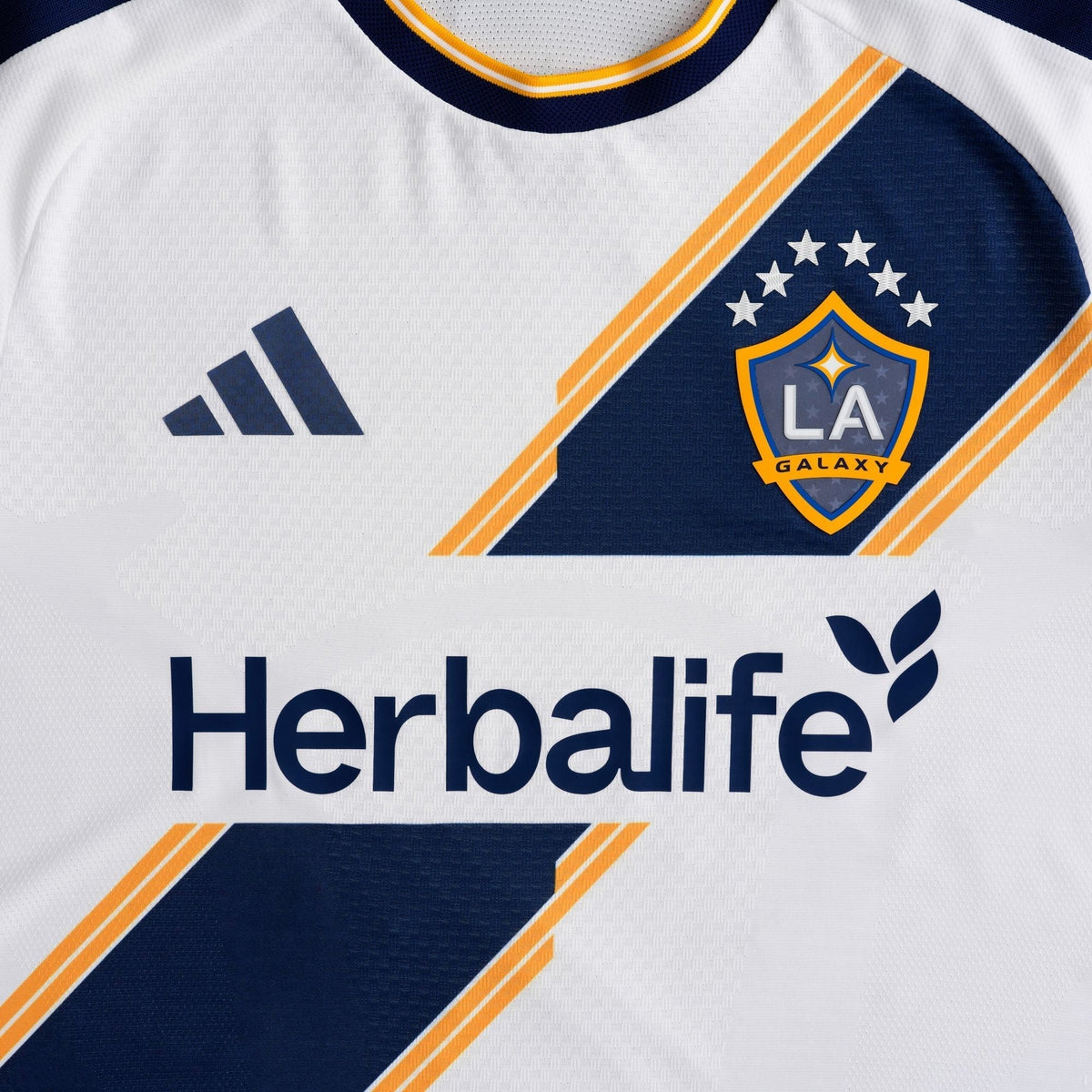 adidas Men's Nas cimento LA Galaxy Authentic Match Home Jersey 26/27 (White)