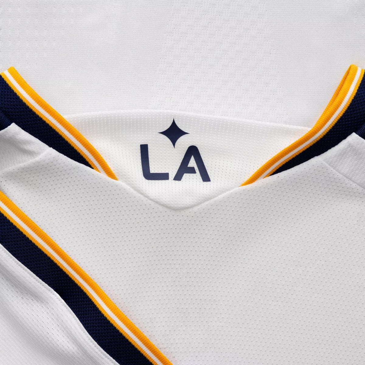 adidas Men's Glesnes LA Galaxy Authentic Match Home Jersey 26/27 (White)